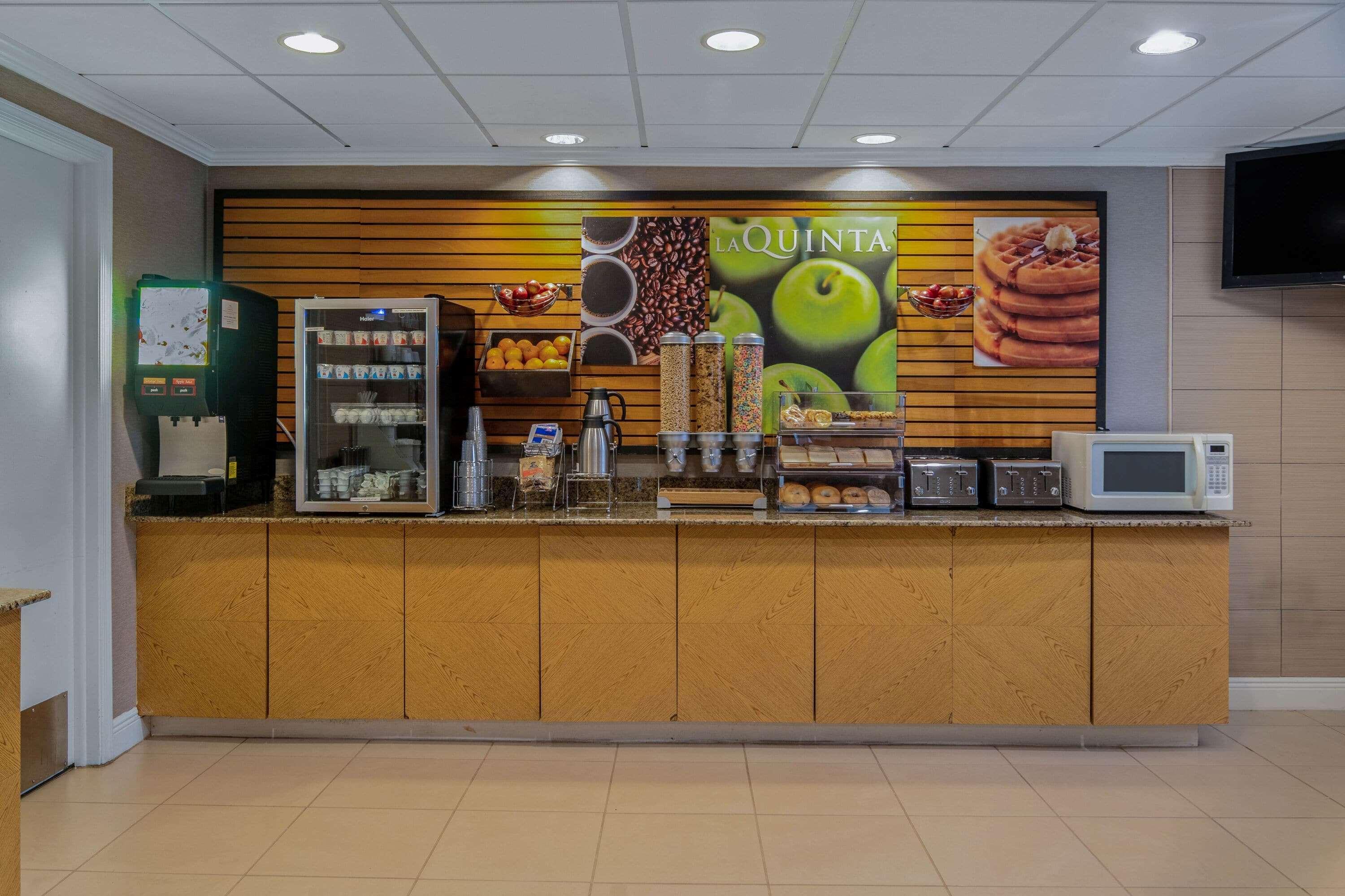 拉昆塔酒店，那不勒斯东 - I-75 Golden Gate 外观 照片